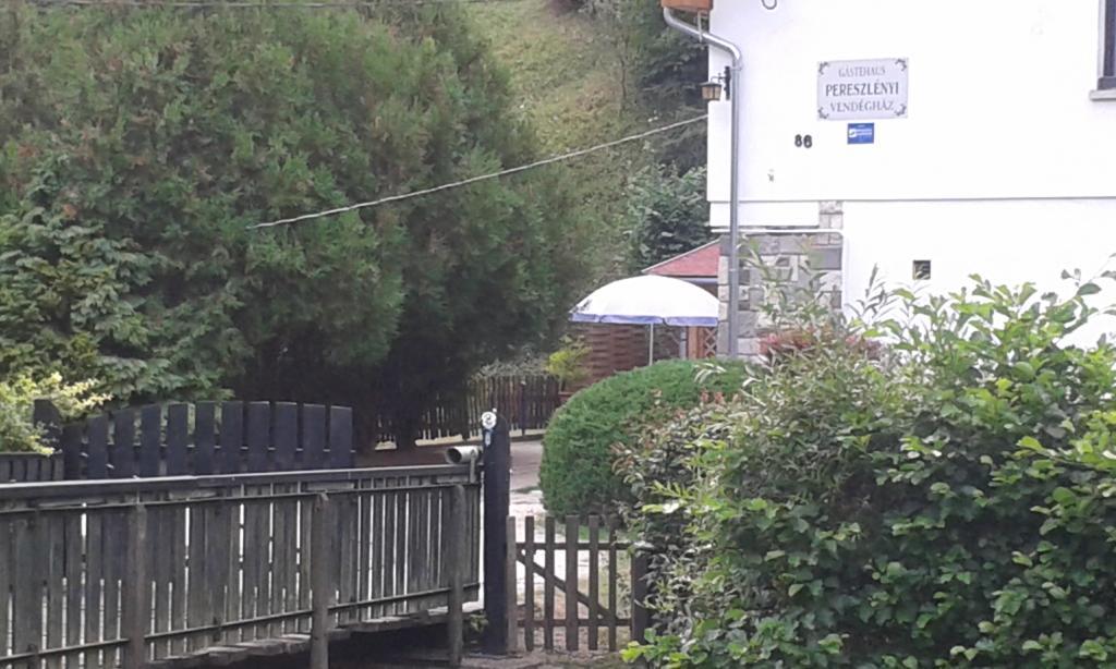 Pereszlényi Vendégház Visegrád Exterior foto
