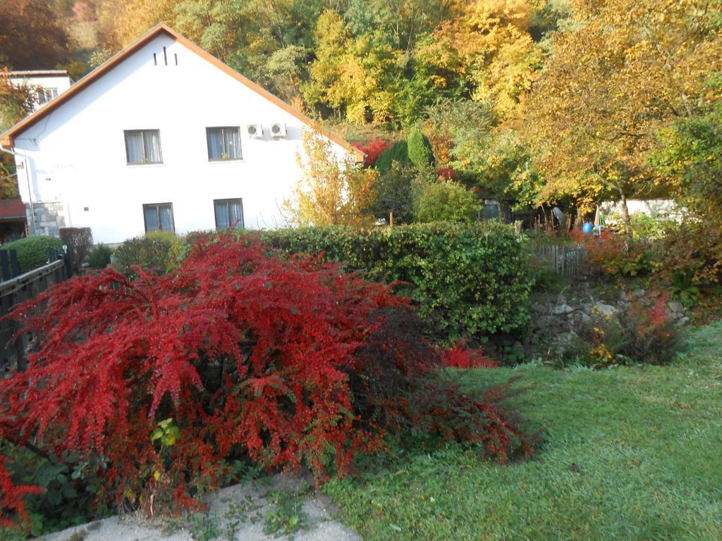 Pereszlényi Vendégház Visegrád Exterior foto