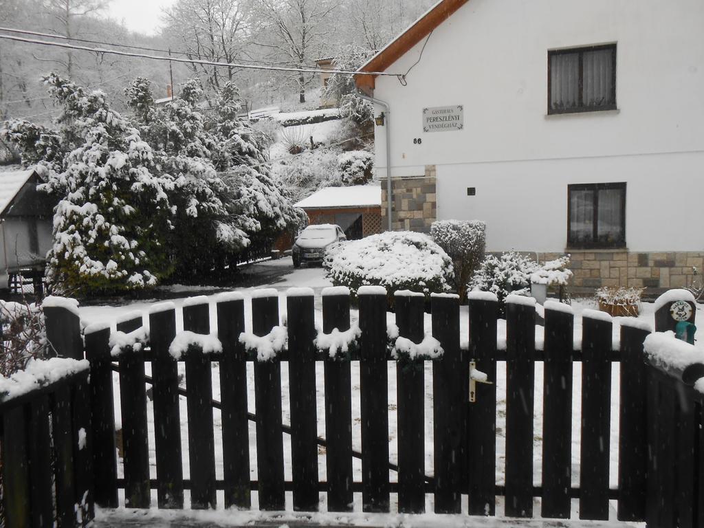 Pereszlényi Vendégház Visegrád Exterior foto